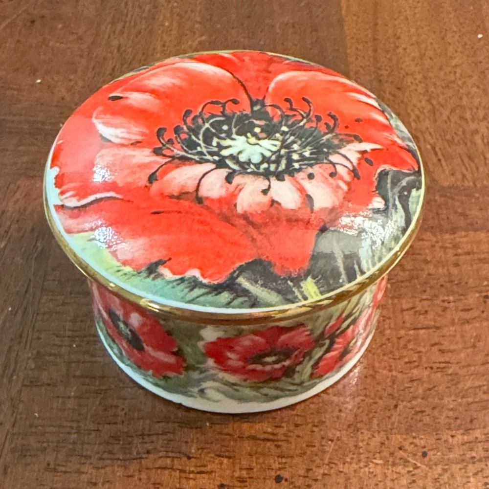 China Poppy Trinket Box Fine Bone China Staffordshire England